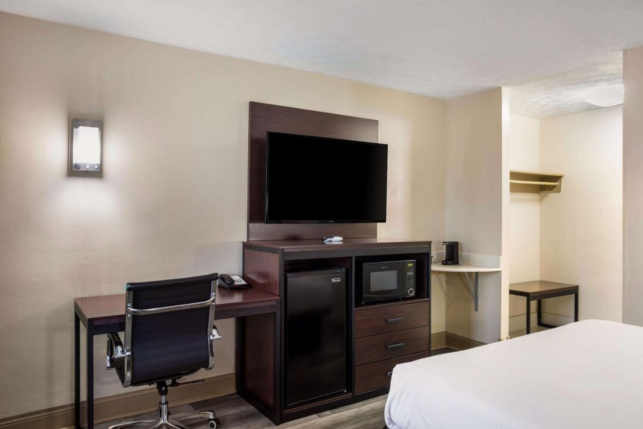 Surestay Hotel By Best Western Bardstown General Nelson Extérieur photo